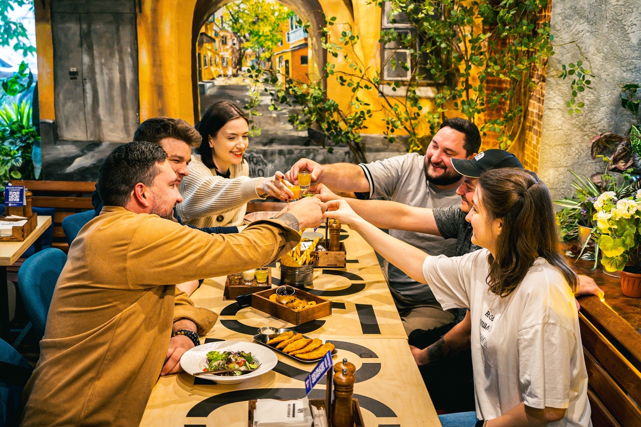 Зал Чисто Ростовский бар